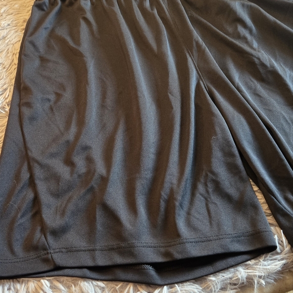 Nike Dri-Fit Black Shorts Size XL - Picture 6 of 10